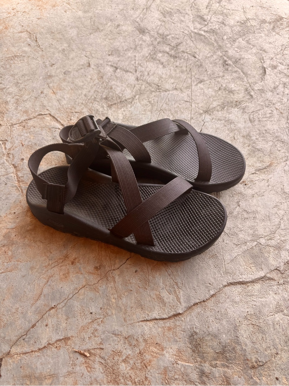 Chaco Black Strappy Sport Sandals
